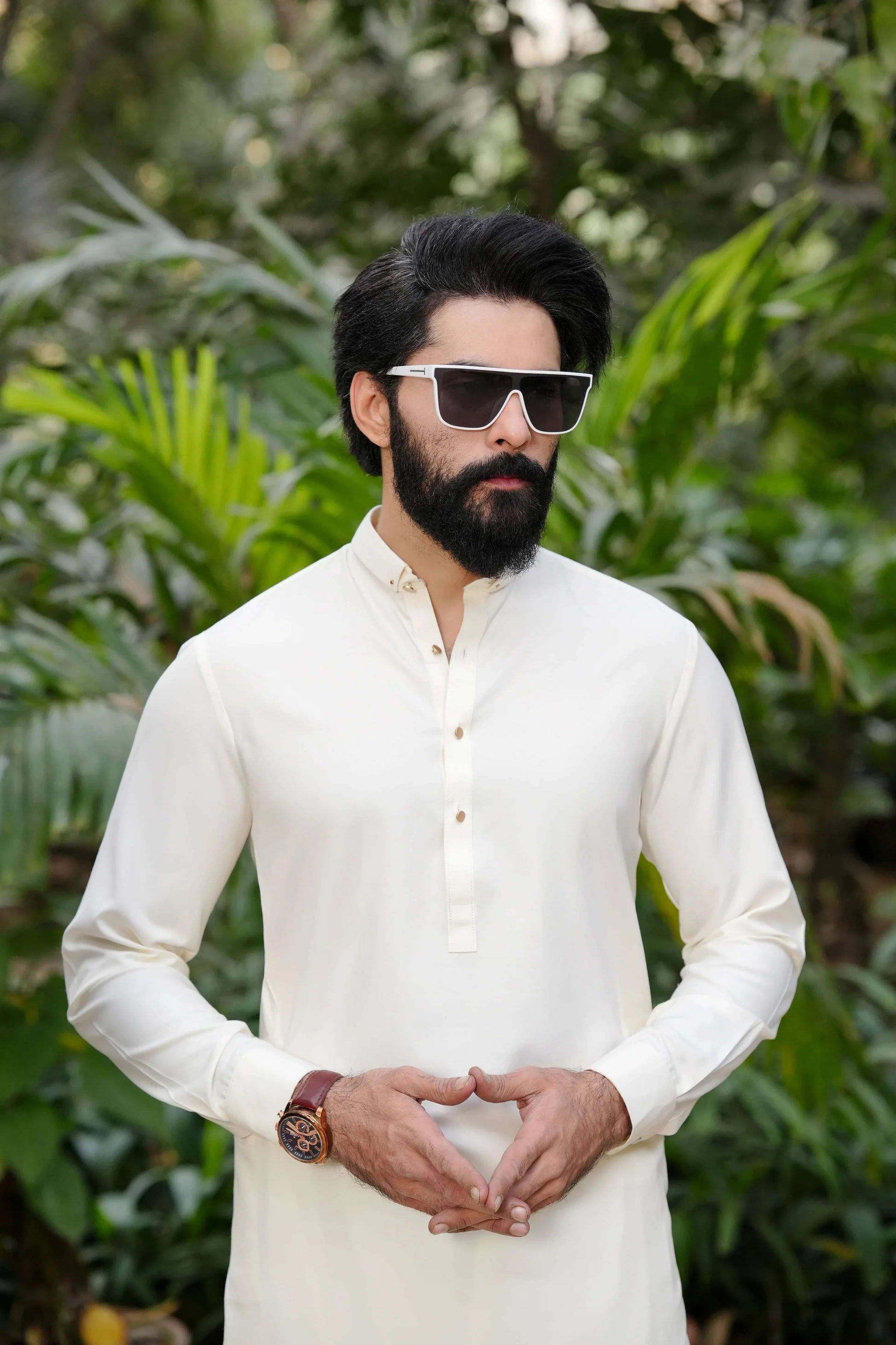 Luxurious Off-White Classic Kameez Shalwar-Wear Manzar