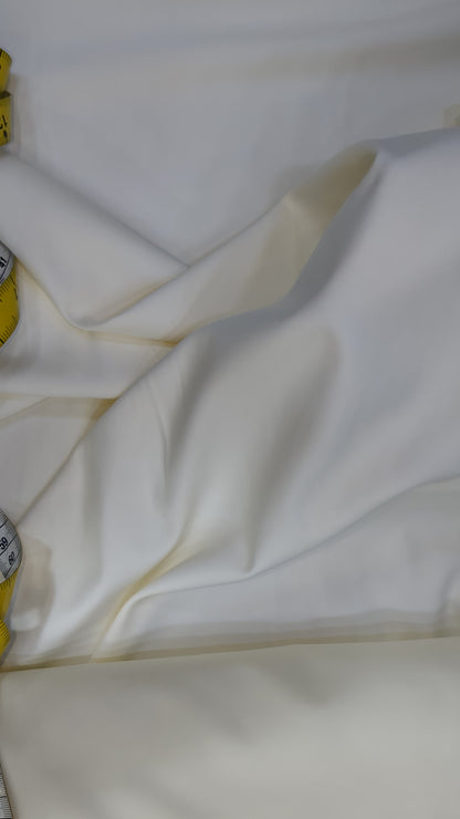 Creme White - 4.5 Meter